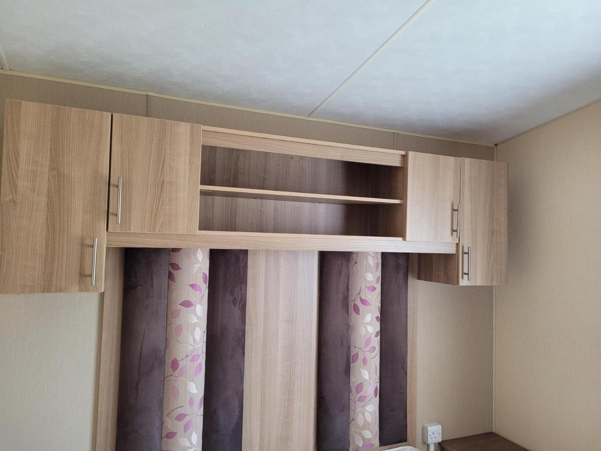 6 Berth On The Grange Central Heated Apartamento Ingoldmells Exterior foto